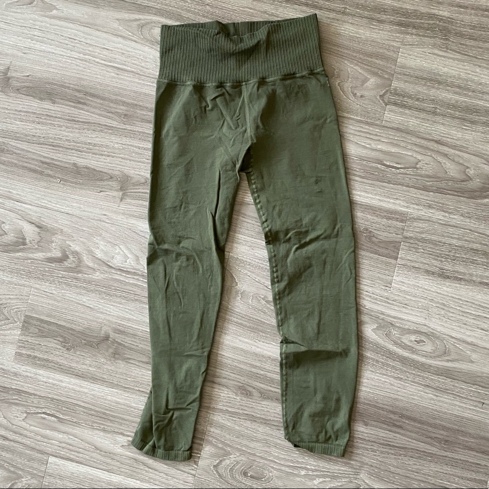 Free People Good Karma 7/8 Leggings. Size ML